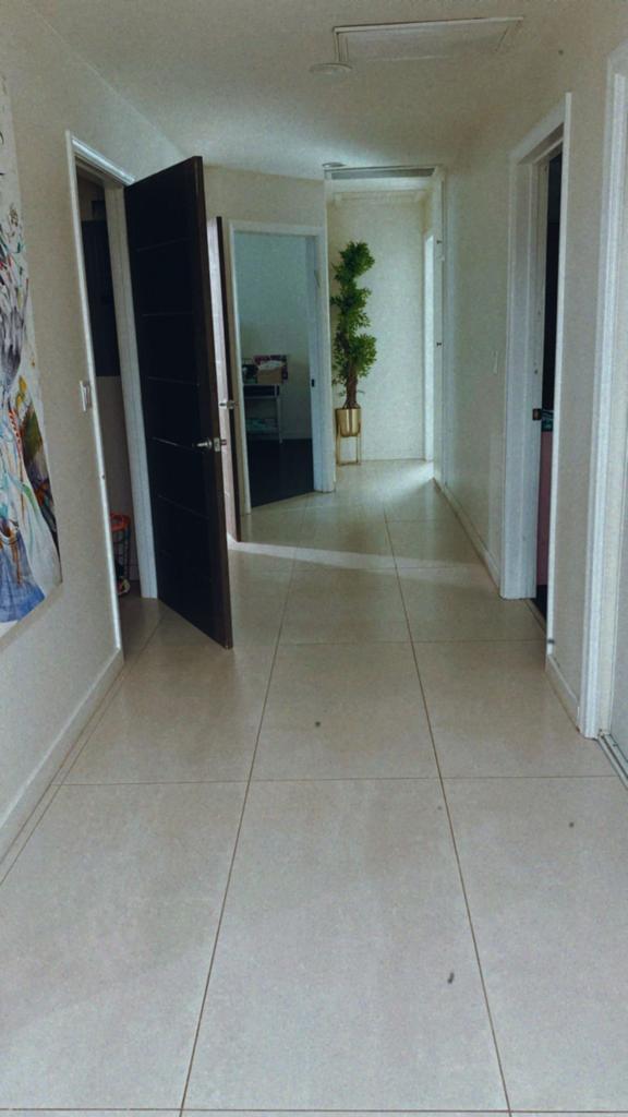 NEW TILE FLOOR - 22531 Marlin Plz