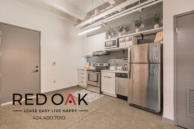 Foto del edificio - 430 S Broadway
