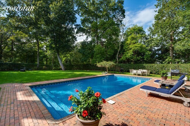 Foto del edificio - 30 Cedar Point Ln