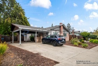 Building Photo - 134 Kittoe Dr