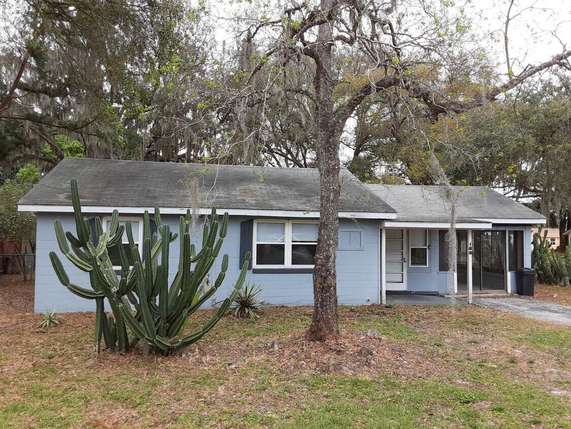 Primary Photo - 3 Bed 1 Bath Home | Pet Friendly | Washer ...