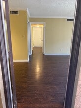 Building Photo - 315 Wymore Rd