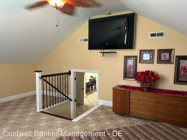 Building Photo - 1 br, 1 bath House - 29615 Woodgate Dr.