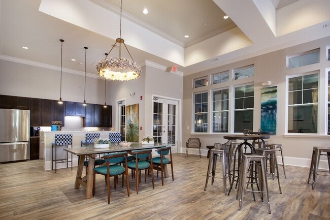 Building Photo - Basswood Landing Apartments