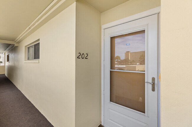 Foto del edificio - 4775 Cove Cir