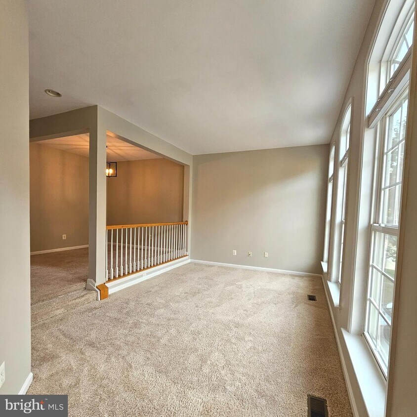 Primary Photo - 3307 Beechcliff Dr