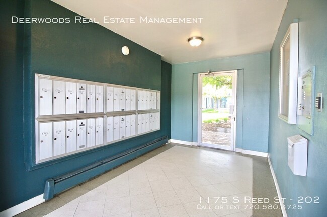 Building Photo - 1175 S Reed St