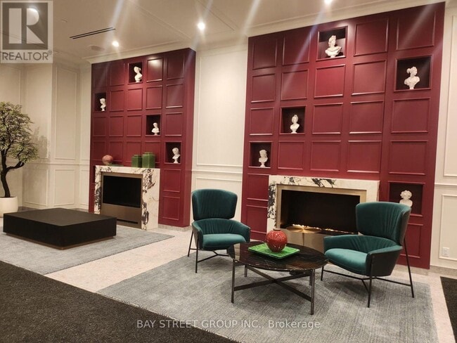 Photo du bâtiment - 180 Front St E