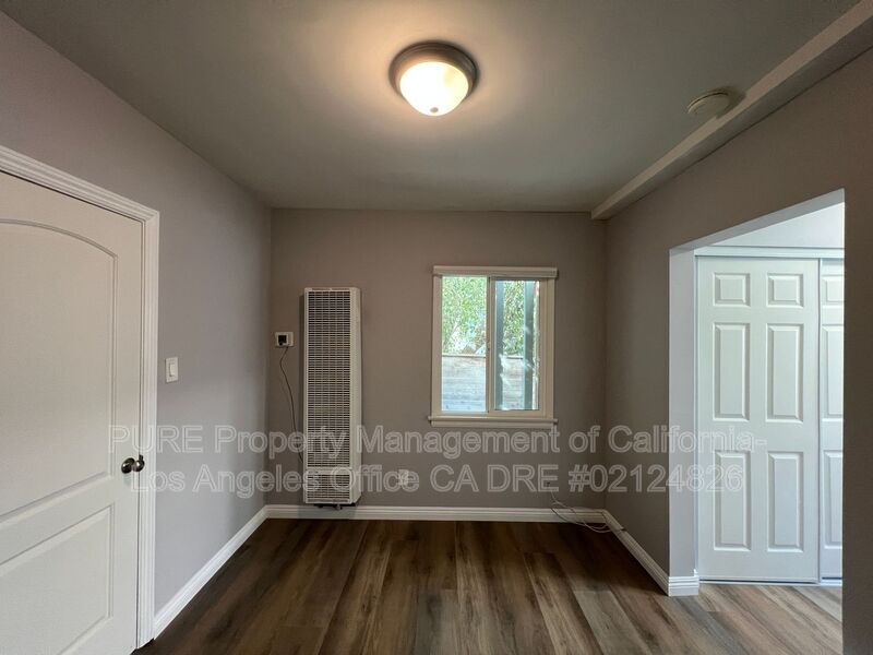 Foto principal - 10715 1/2 Tabor Street