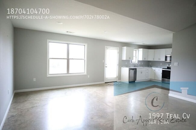 Building Photo - 1997 Teal Cv