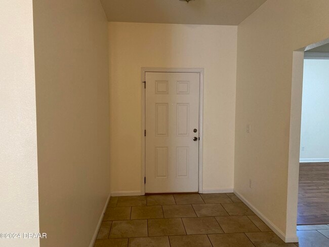 Foto del edificio - 1936 Cove Point Rd