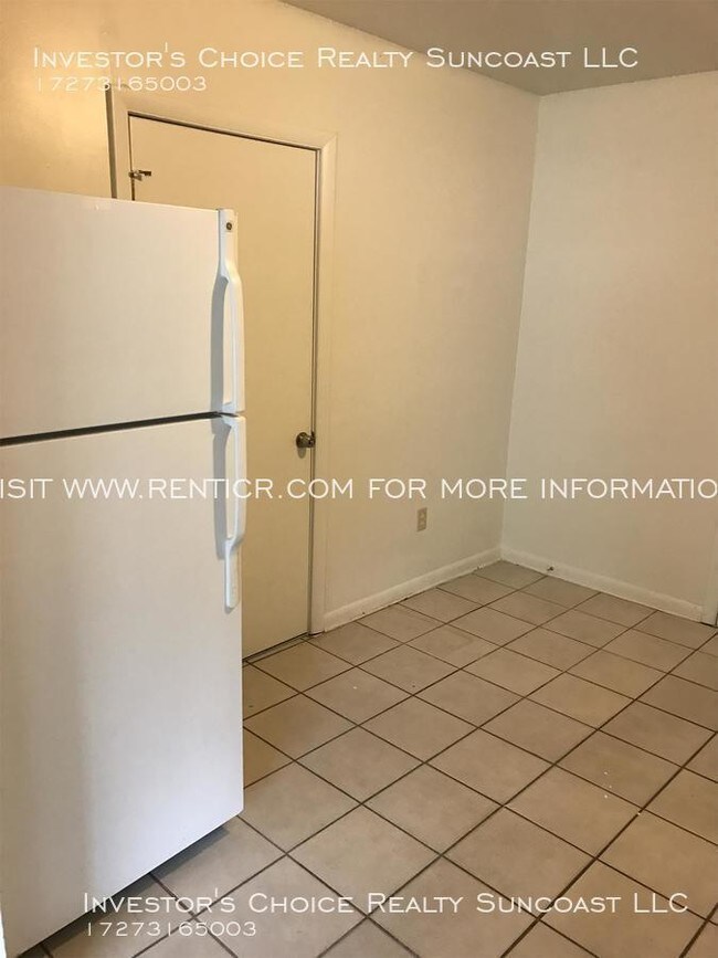 Foto del edificio - 5542 Magnolia Way