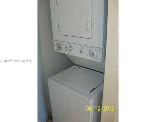 Foto del edificio - 13950 NE 2nd Ave