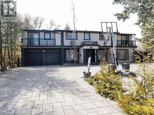 Building Photo - 60 Belvedere Dr