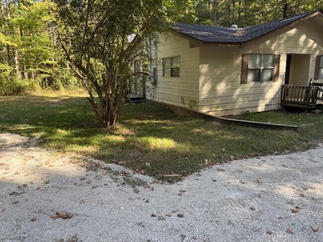 Foto del edificio - 129 Calloway Dr