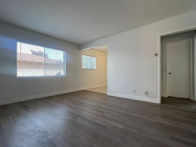 Foto del edificio - 2203 Mathews Ave