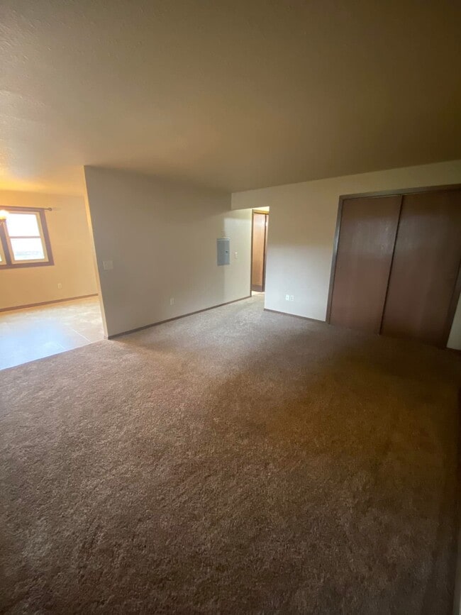 Building Photo - 2808 E Klondike Trl