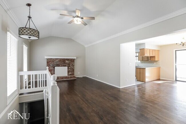 Building Photo - 6609 Northwest Caney Creek Drive
