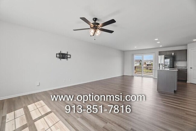 Foto del edificio - Beautiful 3-Bedroom Home with Modern Finishes & Fantastic Amenities!