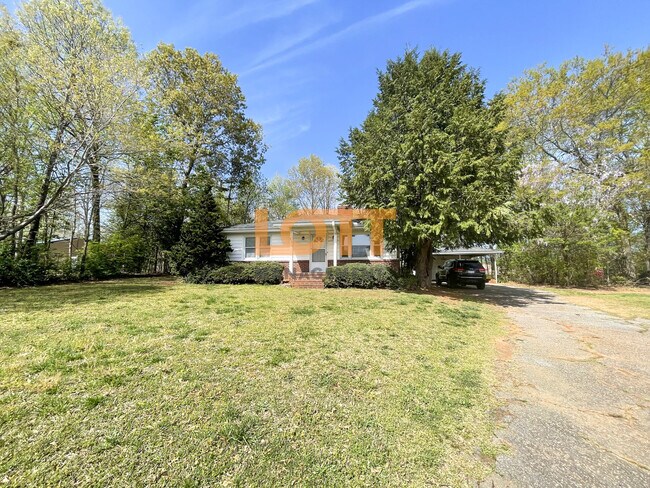 Foto del edificio - 216 Mountain View Cir