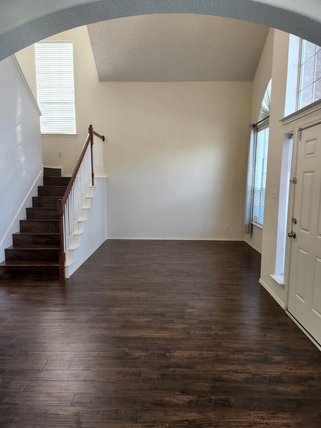 First floor Formal living - 7207 Juniper Dr