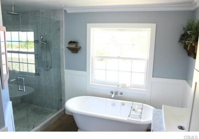 Foto del edificio - 1165 Skyline Dr