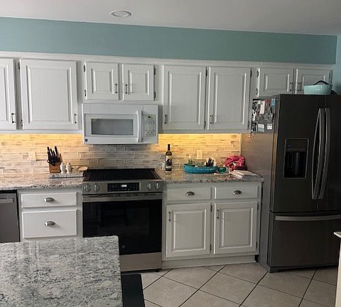 Foto del edificio - 908 Woodmere Ct
