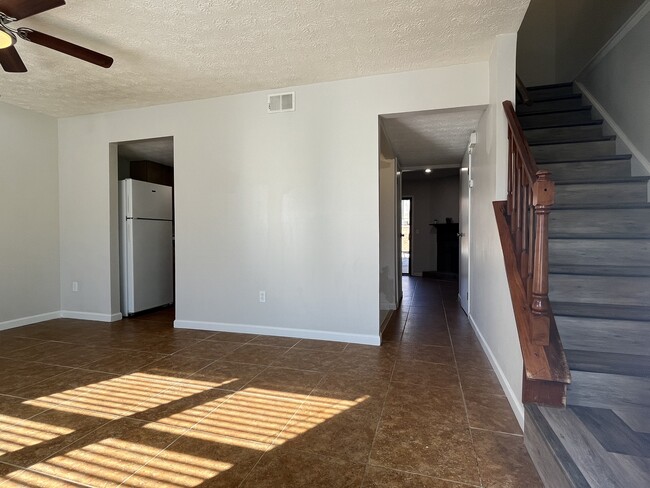 Building Photo - 3749 Meadow Rue Ln