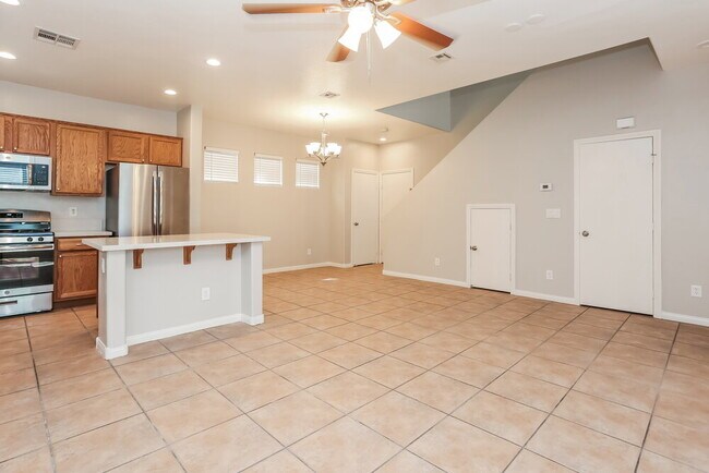 Building Photo - 6425 N Butterfly Sky St