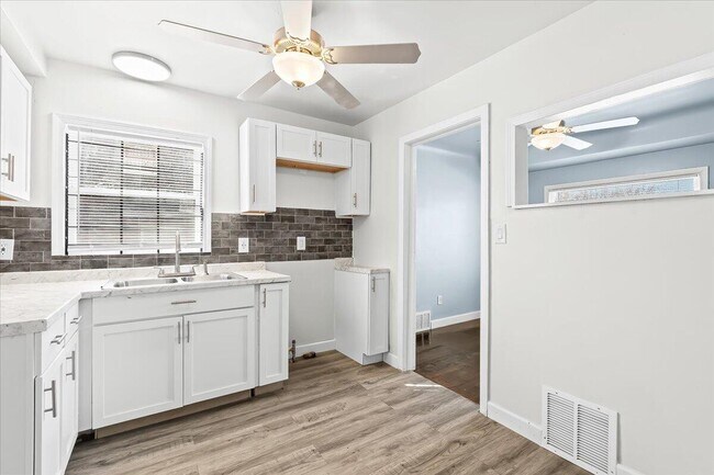 Foto del edificio - 14622 Frankfort St