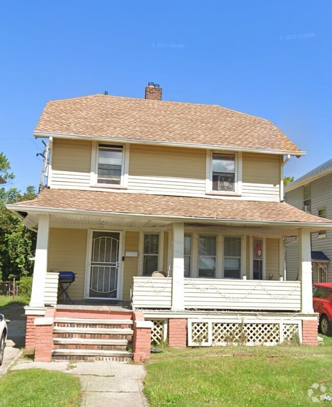 Building Photo - 11121 Continental Ave