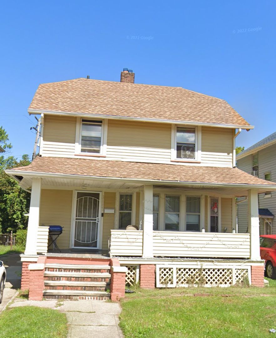 11121 Continental Ave Cleveland, OH 44104 – photo 1