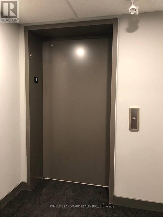 Photo du bâtiment - 2100 Bridletowne Cir