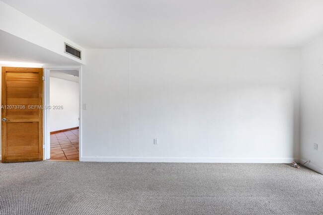 Building Photo - 8335 SW 72nd Ave