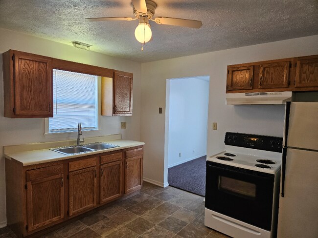 Foto del edificio - 2124 W Jackson St