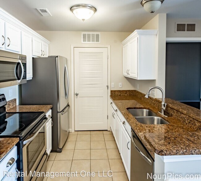 Building Photo - 3 br, 2 bath House - 24023 Vance Avenue