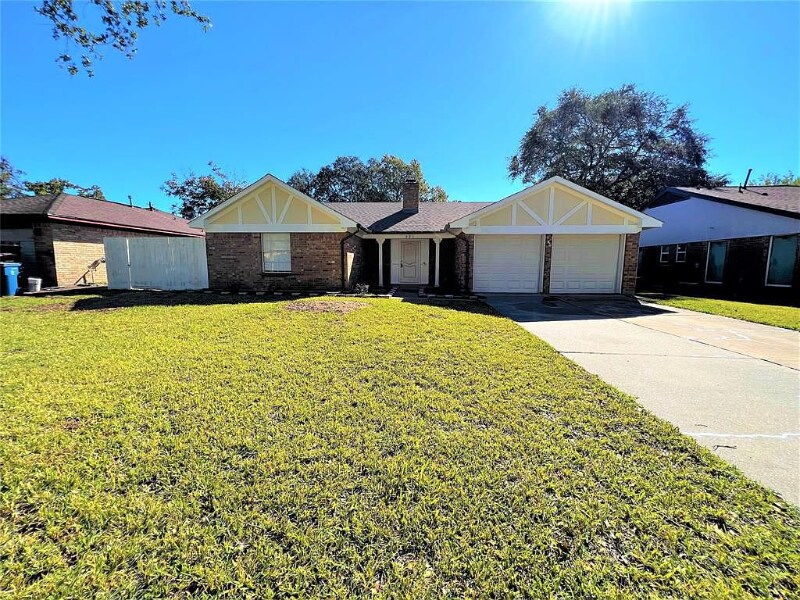 321 Travis St, ster, TX 77598 House Rental in ster, TX