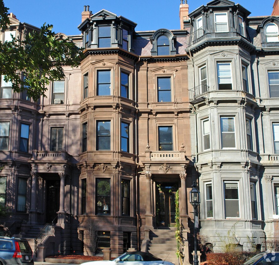 Primary Photo - 37 Commonwealth Ave