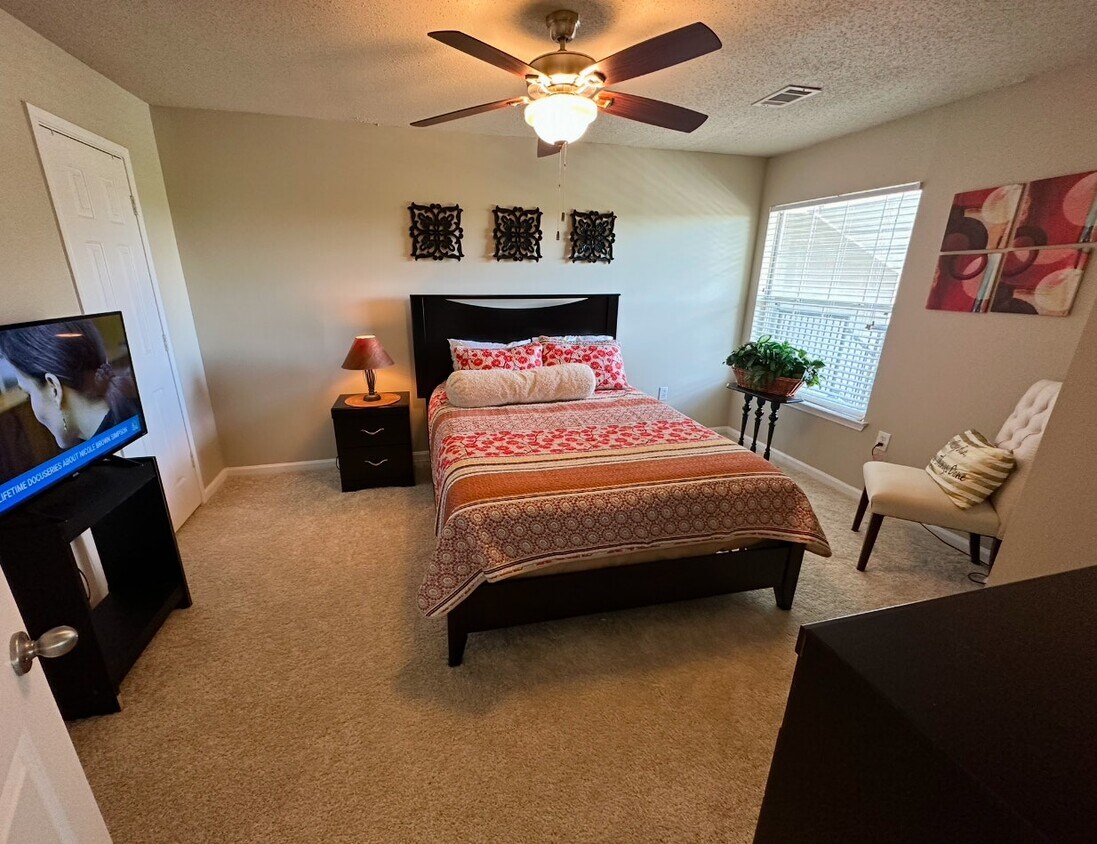 Photo - 1527 New Garden Road, Unit 3E
