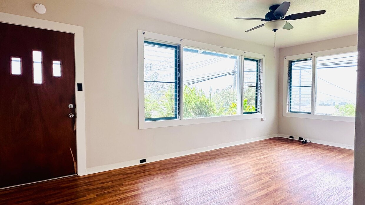 Primary Photo - Charming Home in Hilo