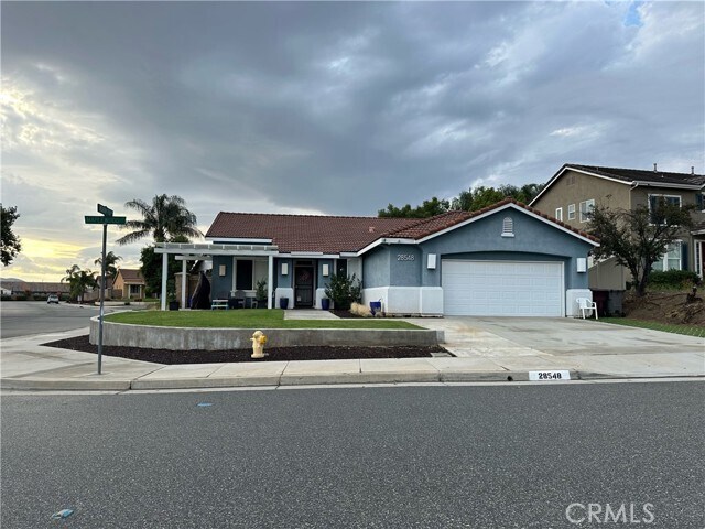 Primary Photo - 28548 Maplewood Dr