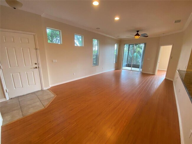 Foto del edificio - 5338 Tattinger Ln