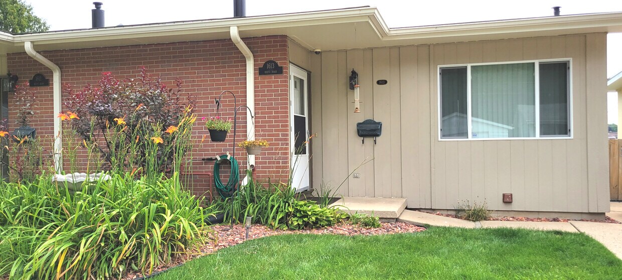 Foto principal - 1613 Reetz Rd