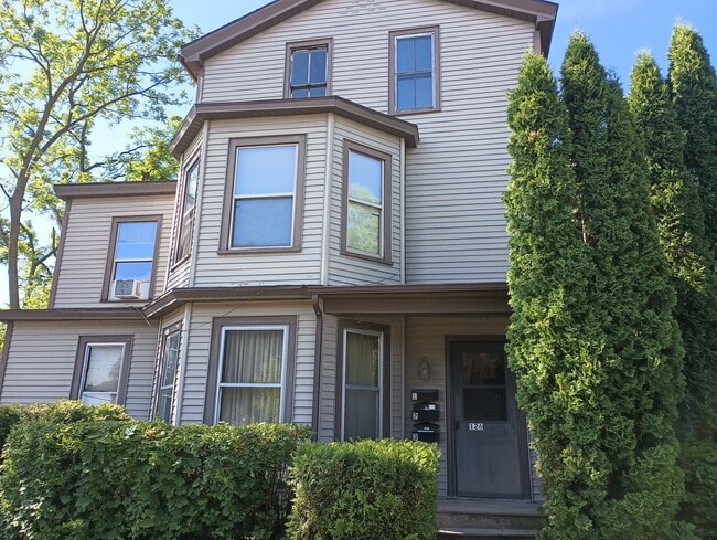 Foto del edificio - 126 1st St