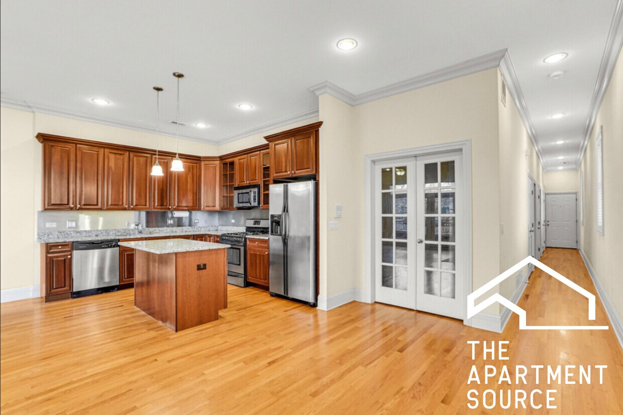 Foto principal - 2358 N Damen Ave