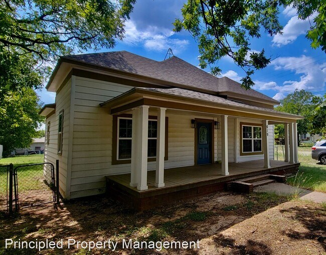 Foto del edificio - 3 br, 2 bath House - 619 Southwest 10th St...