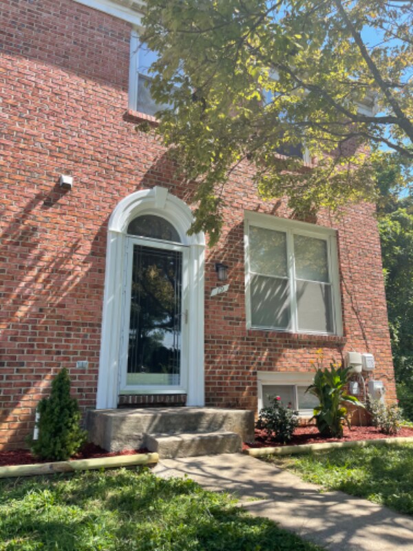 19 Bonnie Doon Ct, Baltimore, MD 21207 Townhome Rentals in Baltimore