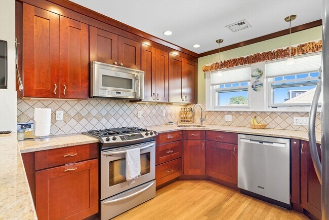 Foto del edificio - 40 Cottage Park Rd