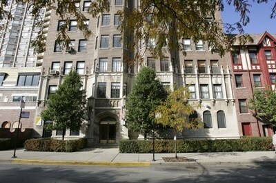 Foto del edificio - 535 W Cornelia Ave