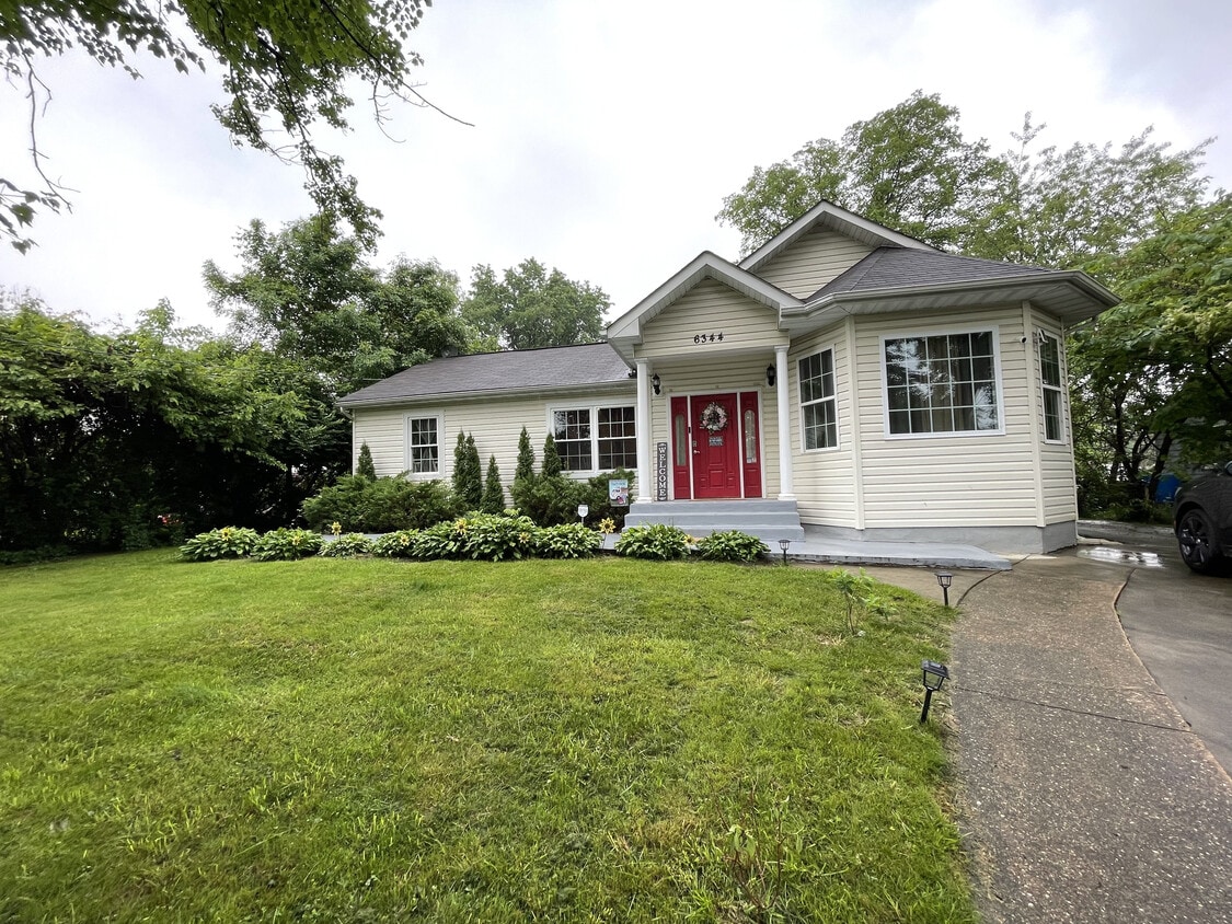 Primary Photo - 6344 Parramore Dr